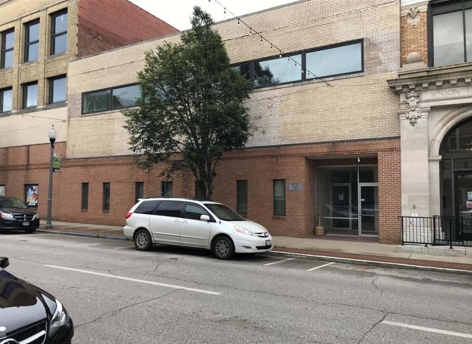 714 Market St Parkersburg, WV 26101 Office Property for Sale on