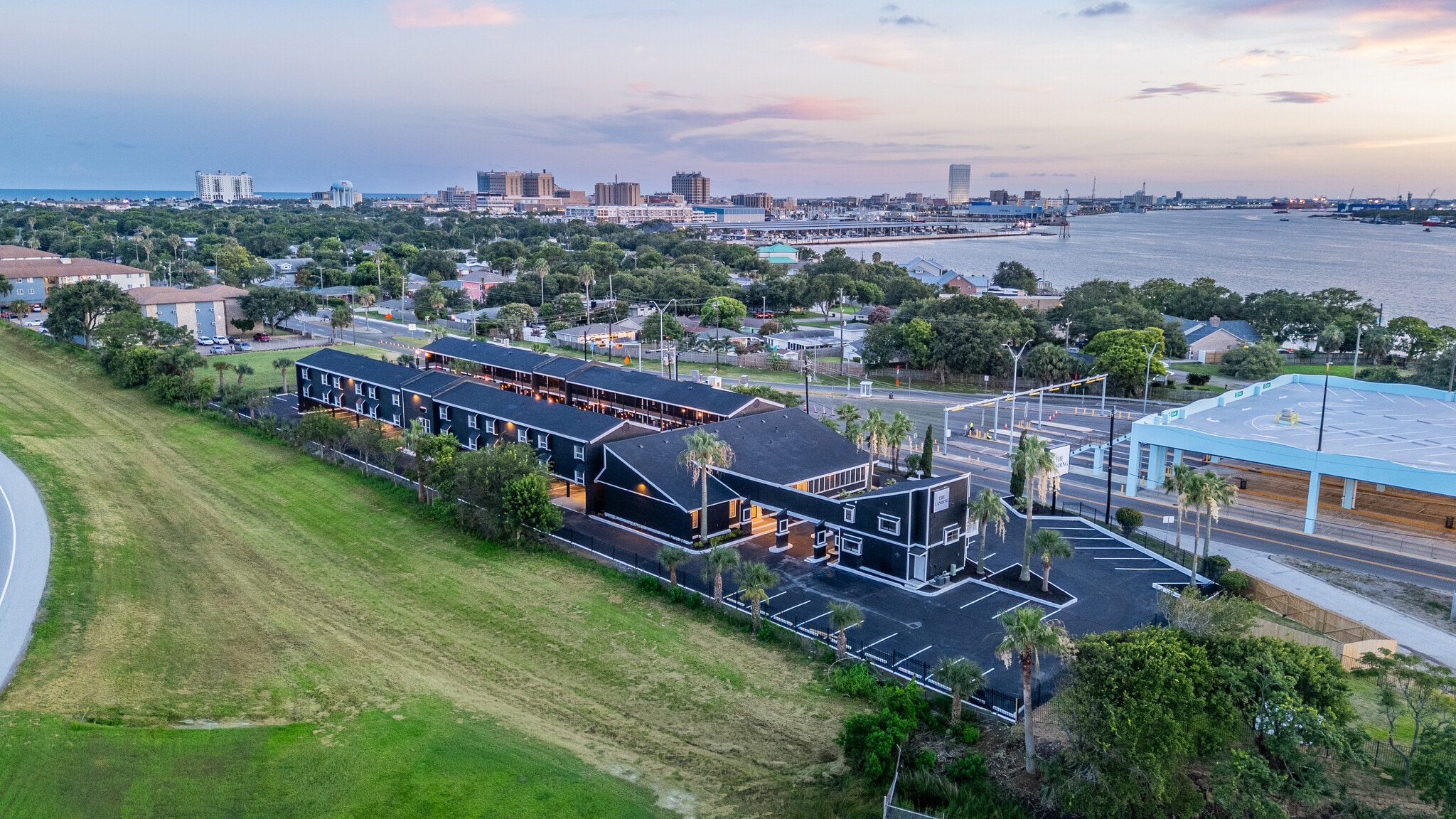 928 Ferry Rd, Galveston, TX for Sale