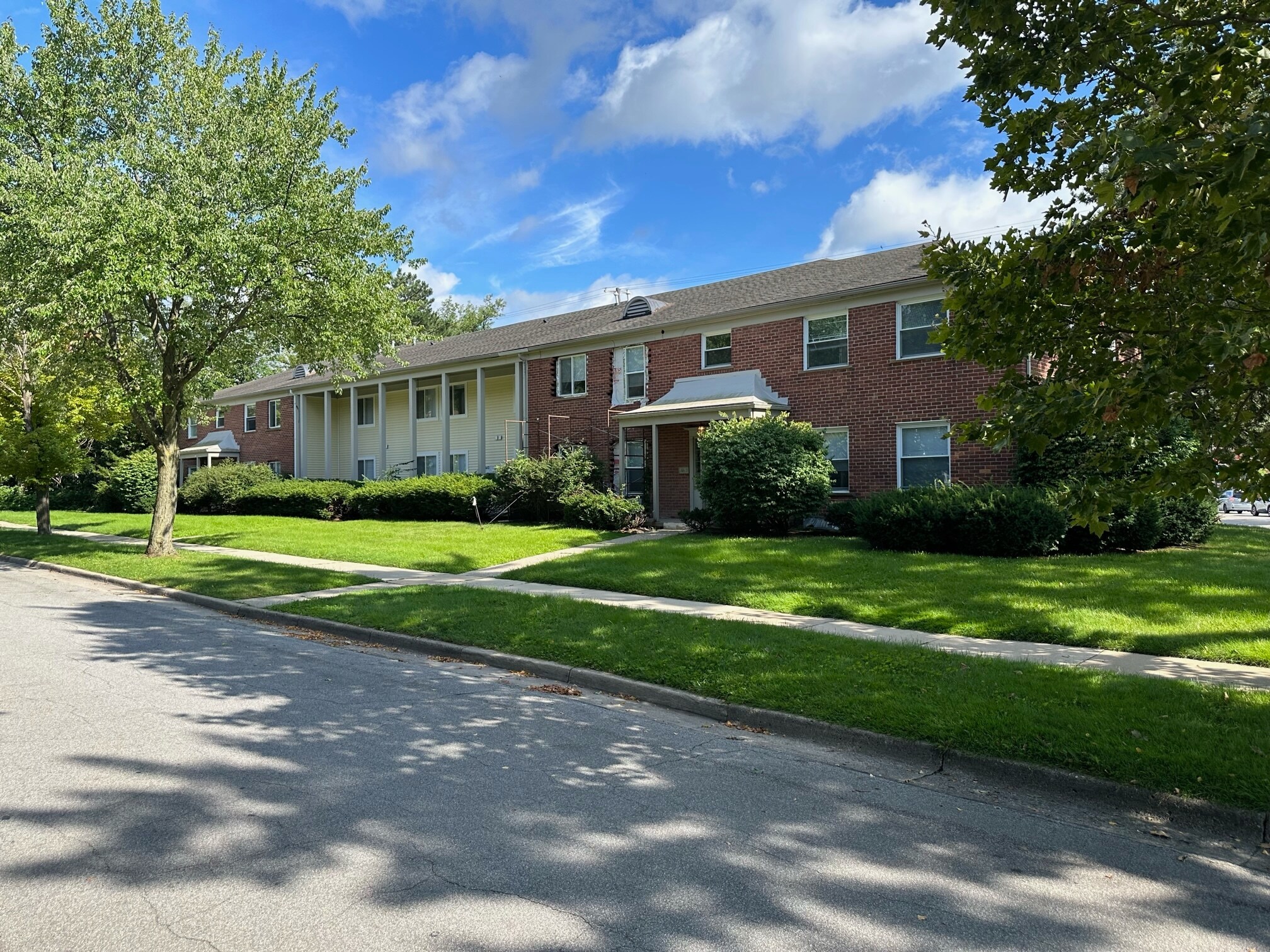 14081416 Shadford Rd Ann Arbor, MI 48104 MultiFamily Property for Sale on
