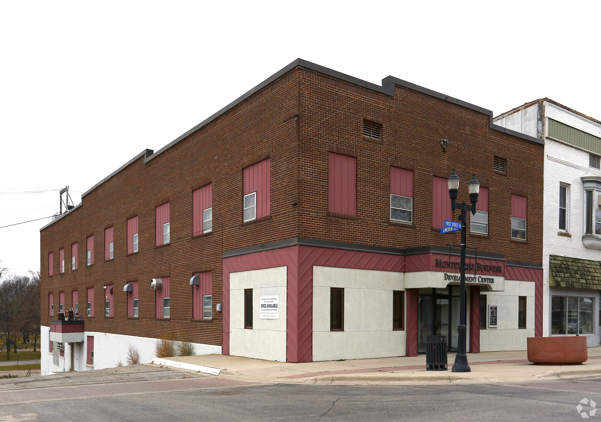 301 N 1st St, Montevideo, MN for Rent