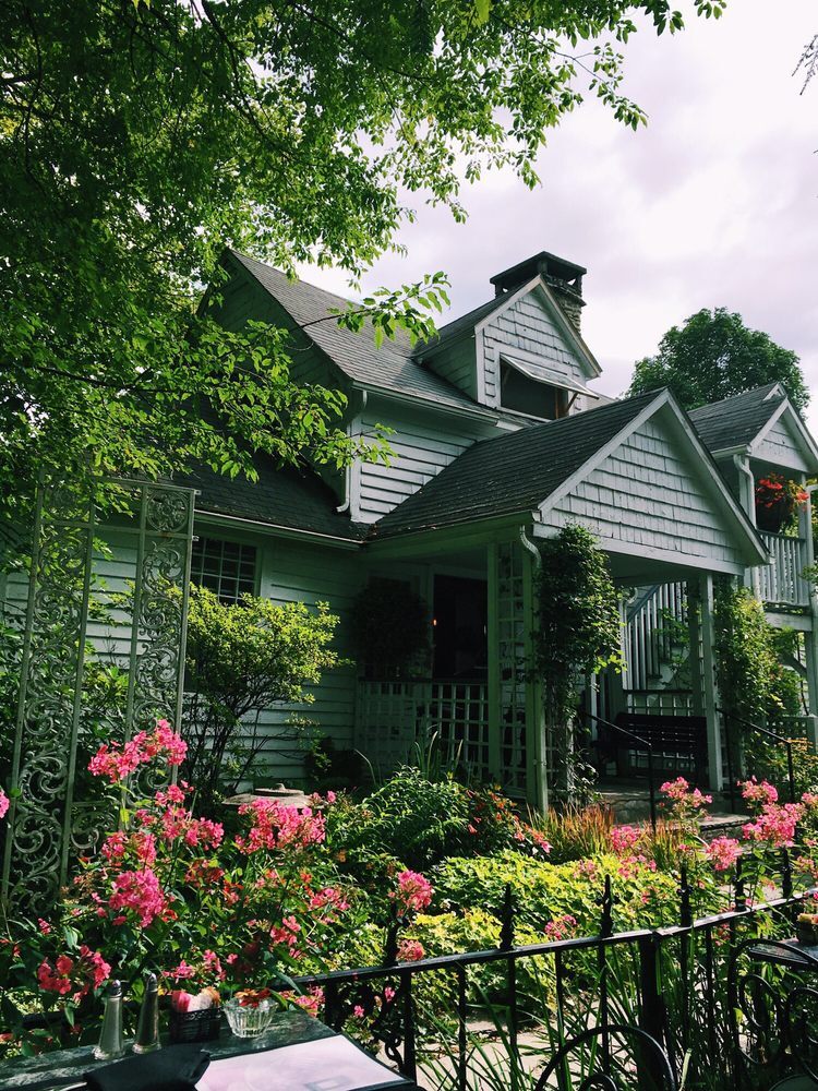 146 Greenway Ct, Blowing Rock, NC for Sale