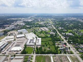 3321-3325 Westside Dr