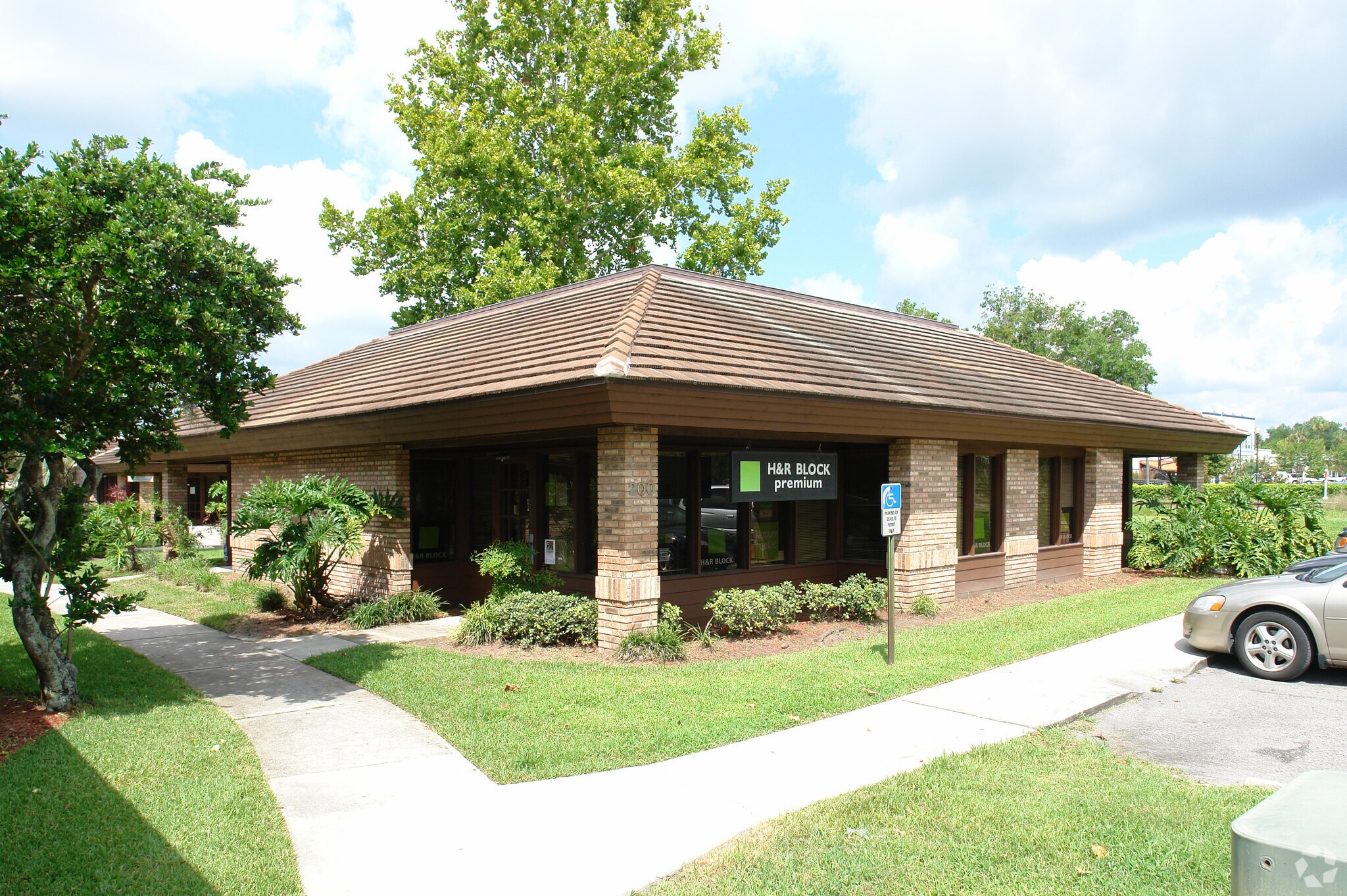 200 Monument Ave, Kissimmee, FL for Rent
