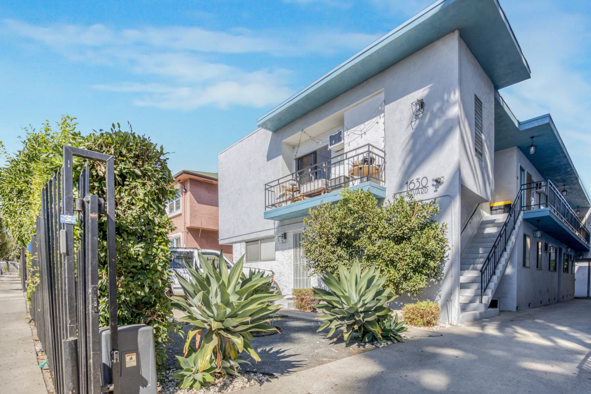 1630 N Harvard Blvd, Los Angeles, CA for Sale