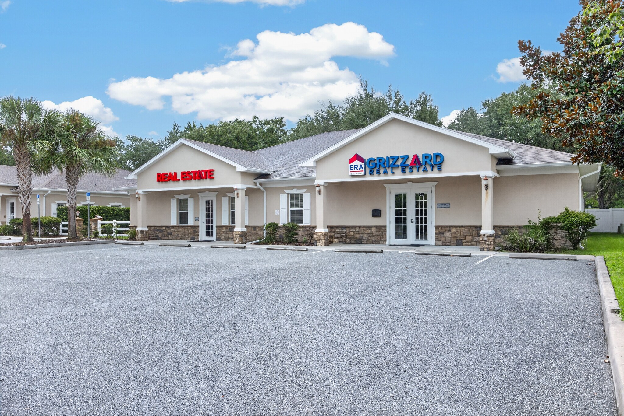 842 Highway 466, Lady Lake, FL for Rent