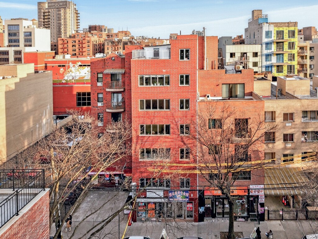 132-50 41st Ave, Flushing, NY for Sale