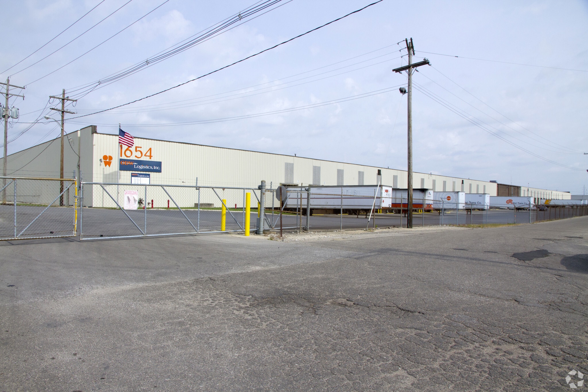 1580 Williams Rd, Columbus, OH for Rent