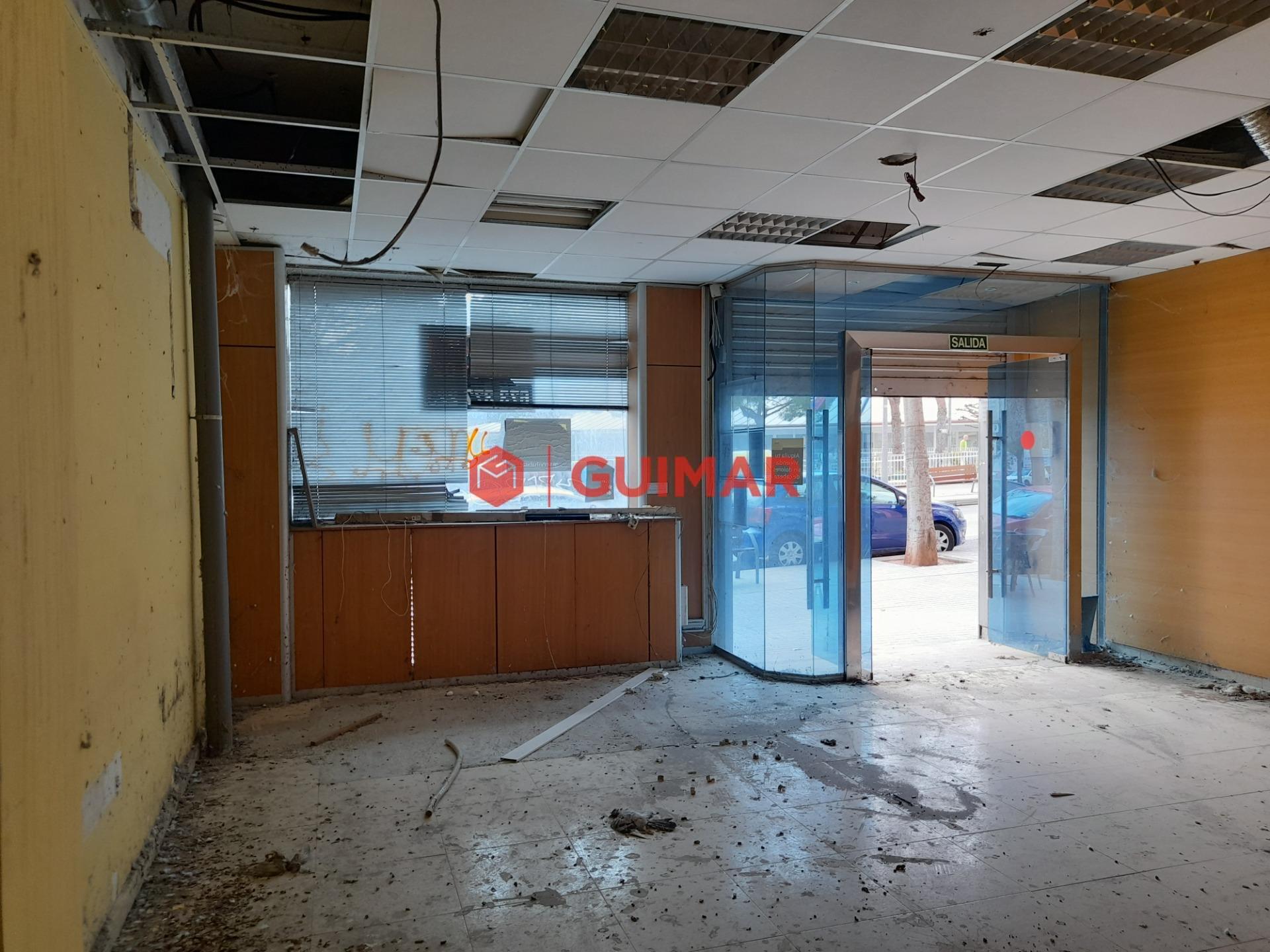 Avenida de Manuel Girona, Castelldefels, BAR for Sale