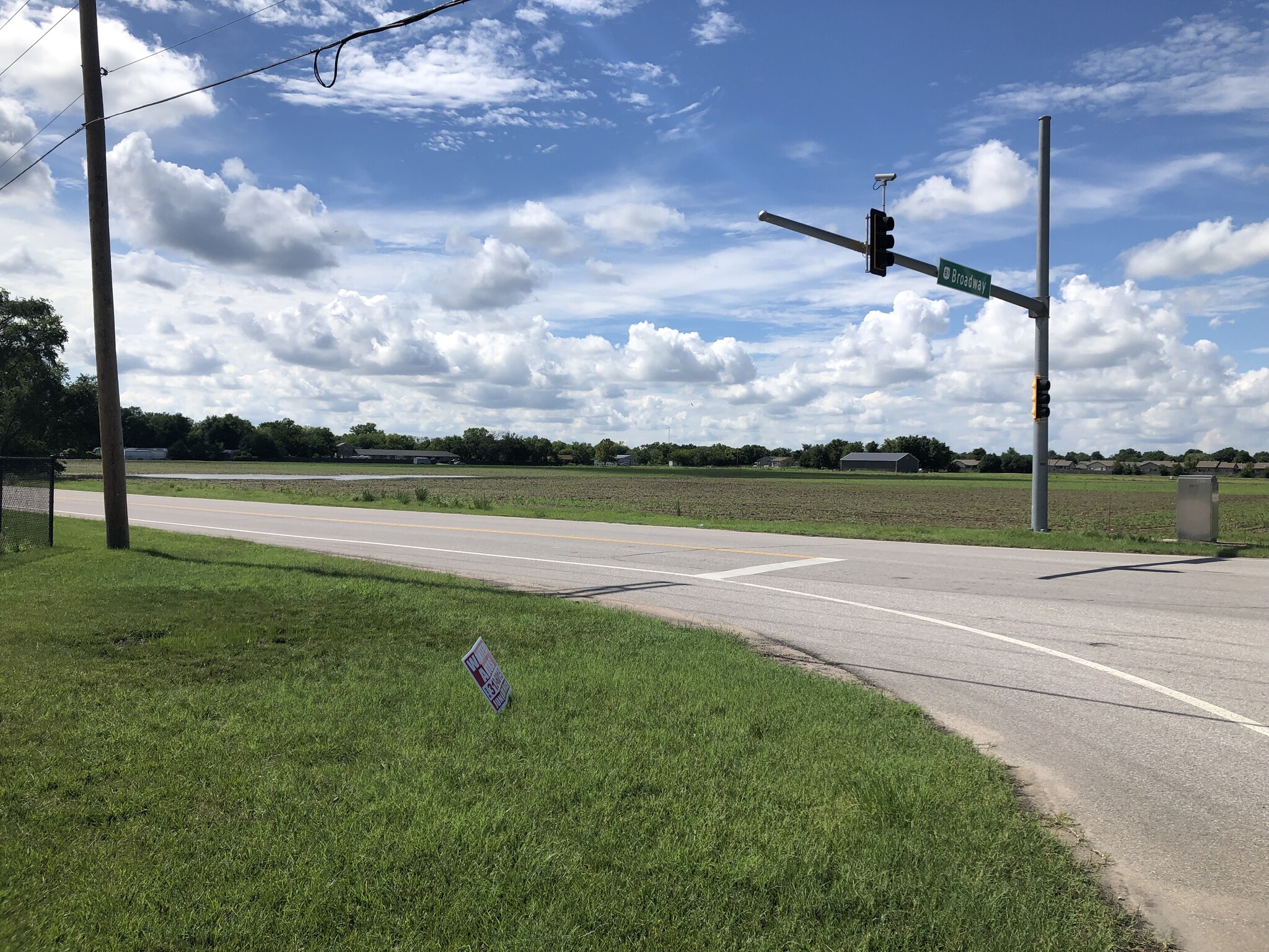 7945 Broadway, Haysville, KS for Sale