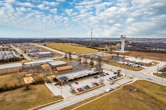 Ozark, MO Retail - 1711-1741 S 15th St