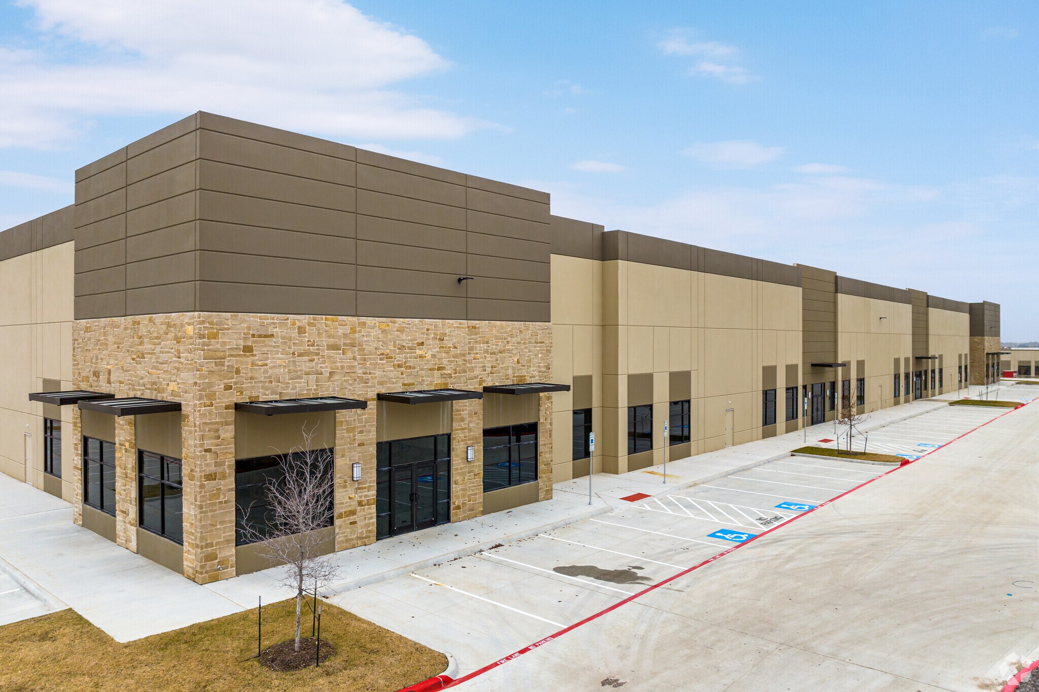 631 Industry Way, Prosper, TX for Rent