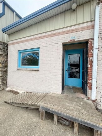 Mound City, KS Specialty - 106 S 5th St