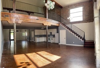 Springfield, TN Office/Retail - 27 N Main St