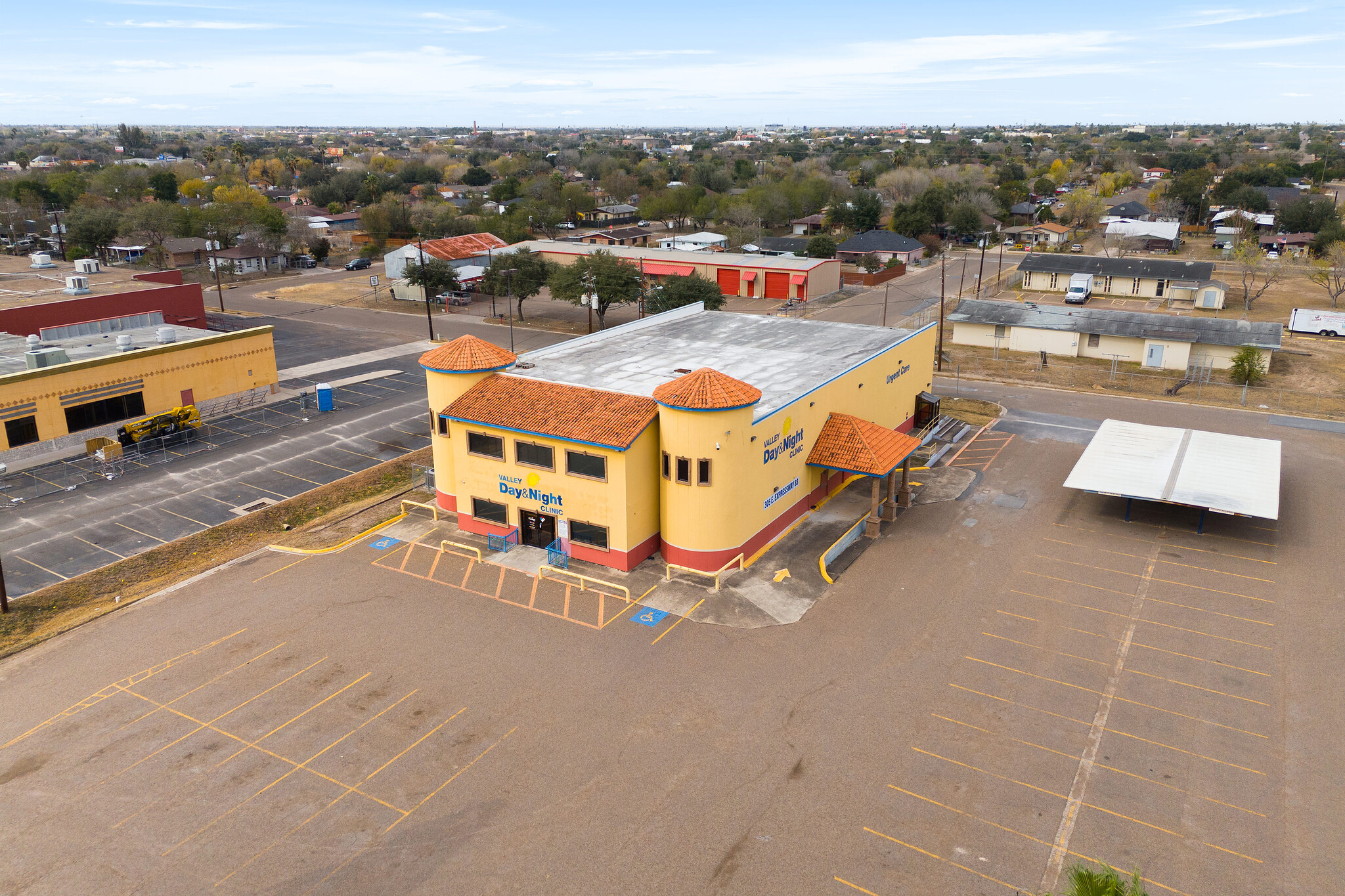 305 Expressway 83, Mission, TX for Rent