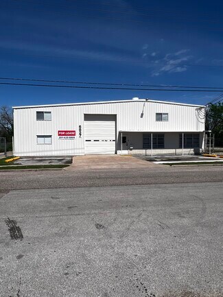 Houston, TX Industrial - 6827 La Paseo St