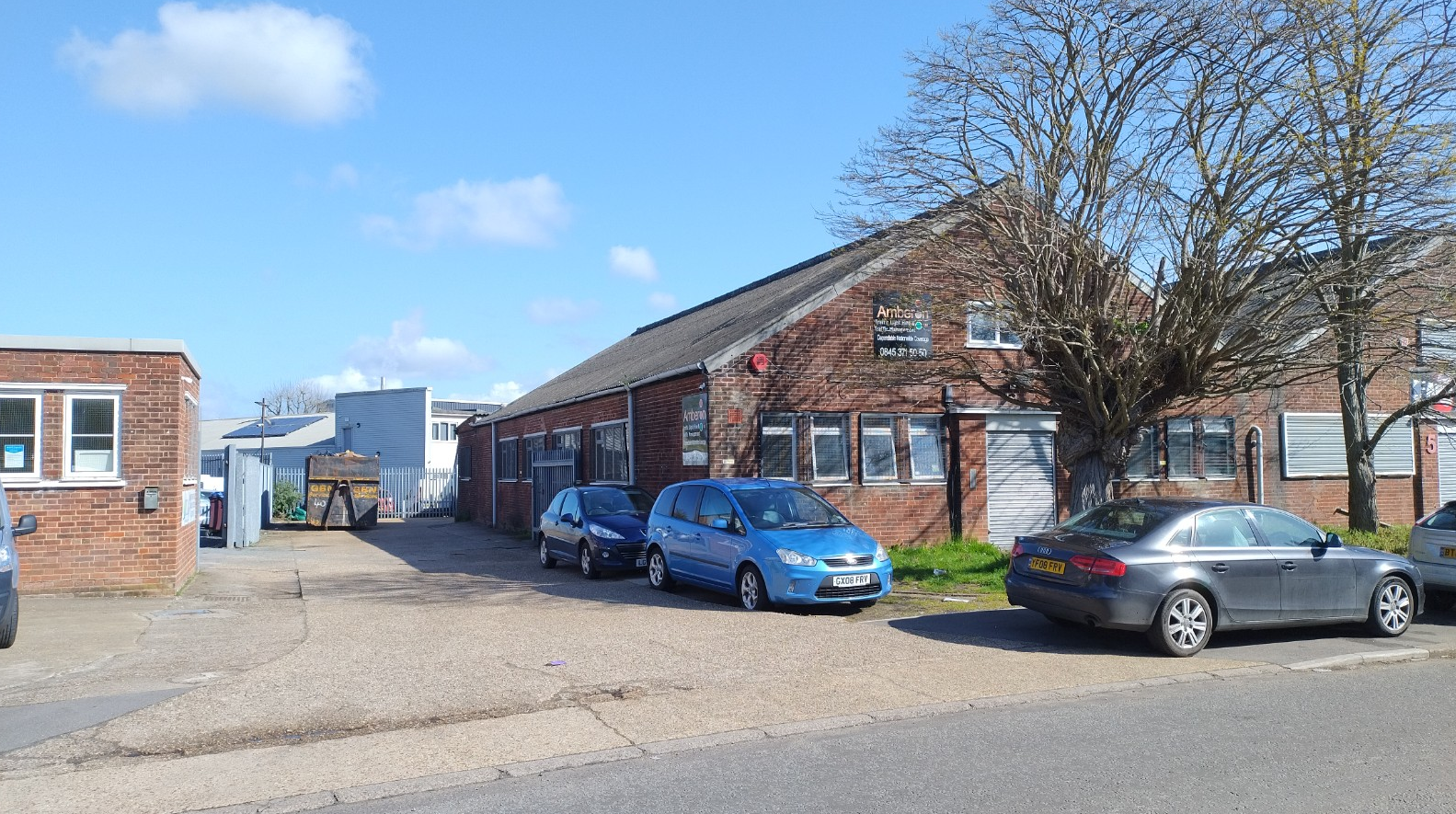 3-7A Woodfield Rd, Welwyn Garden City, HRT for Rent
