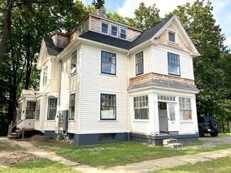 Hudson, NY Apartments - 54 Parkwood Blvd