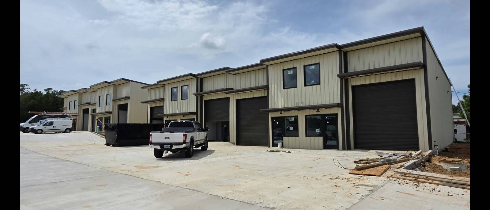 14535 Lake Business Dr, Conroe, TX for Sale