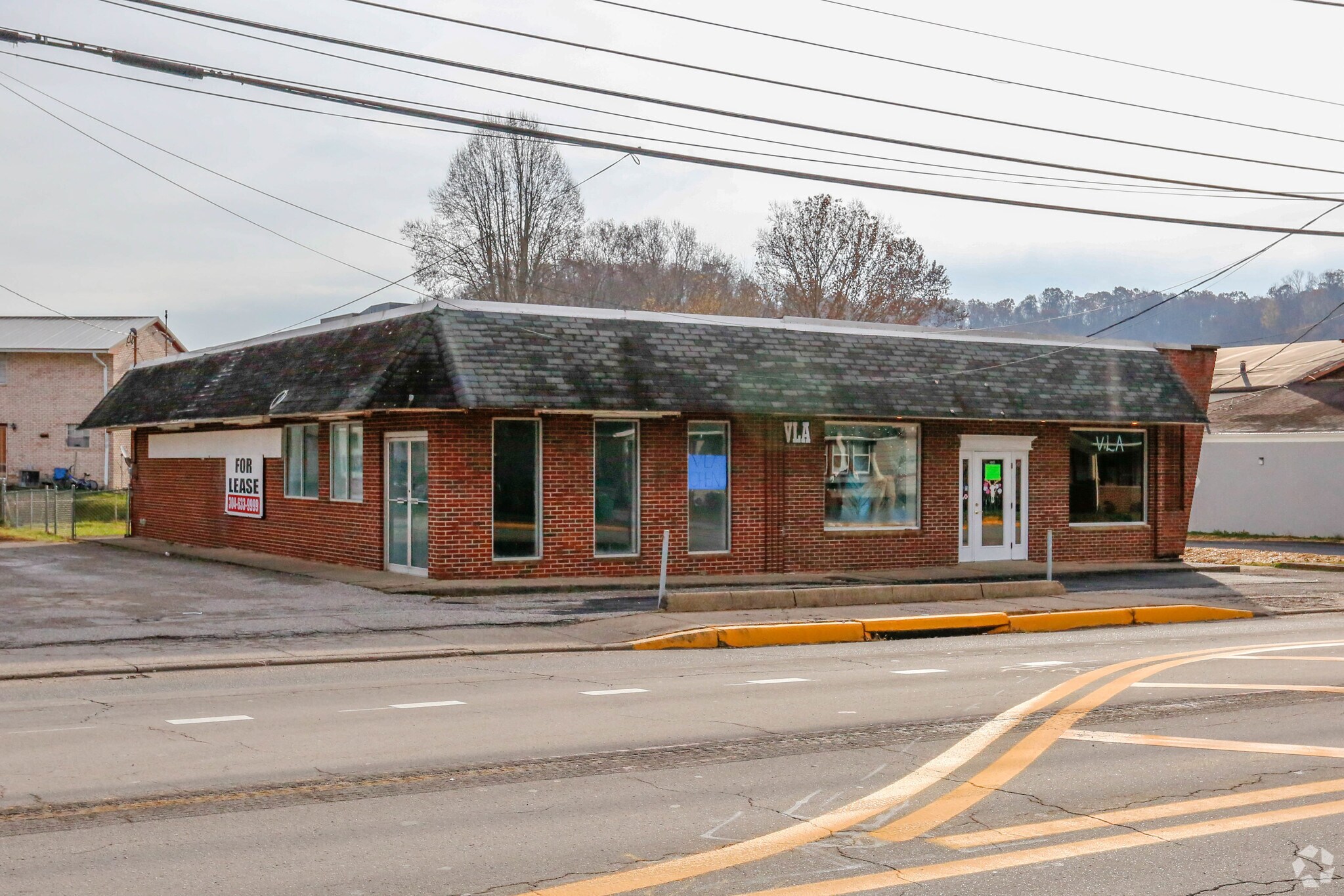 404 Midland Trl, Hurricane, WV for Rent