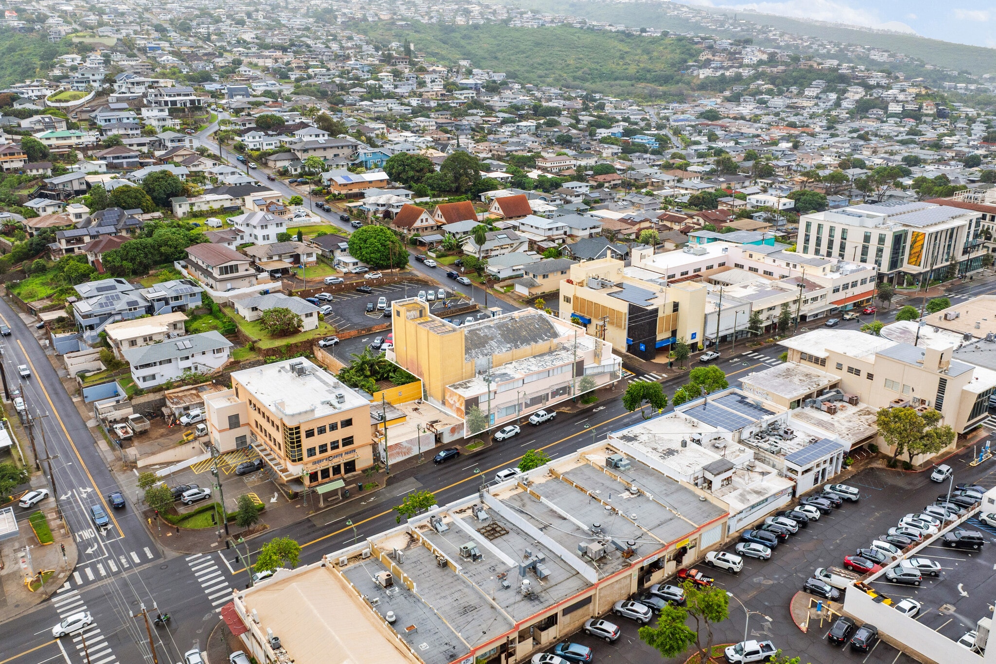 3588 Waialae Ave, Honolulu, HI for Sale