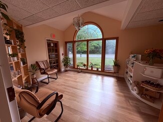 Lockport, NY Coworking Space - 822 Davison Rd