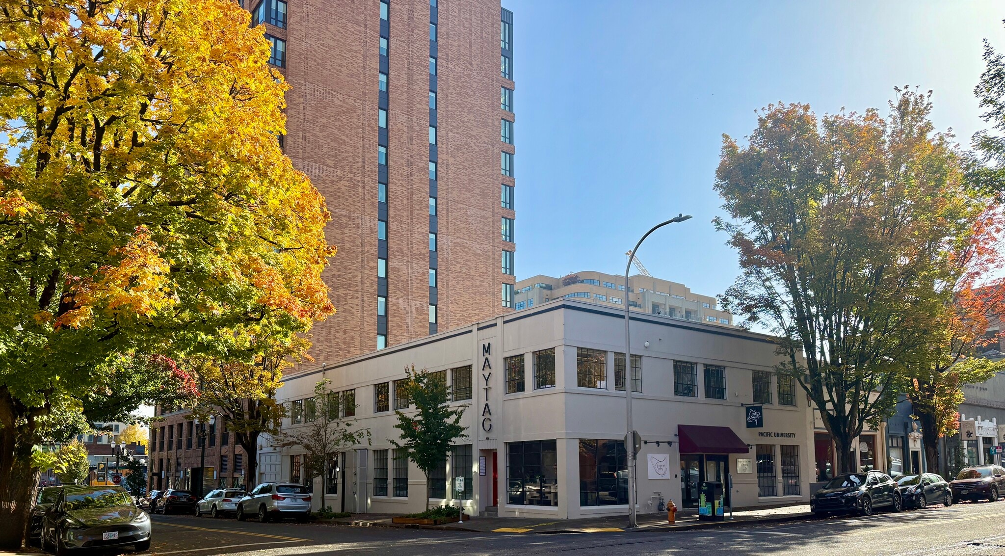 1120-1136 NW Hoyt St, Portland, OR for Rent