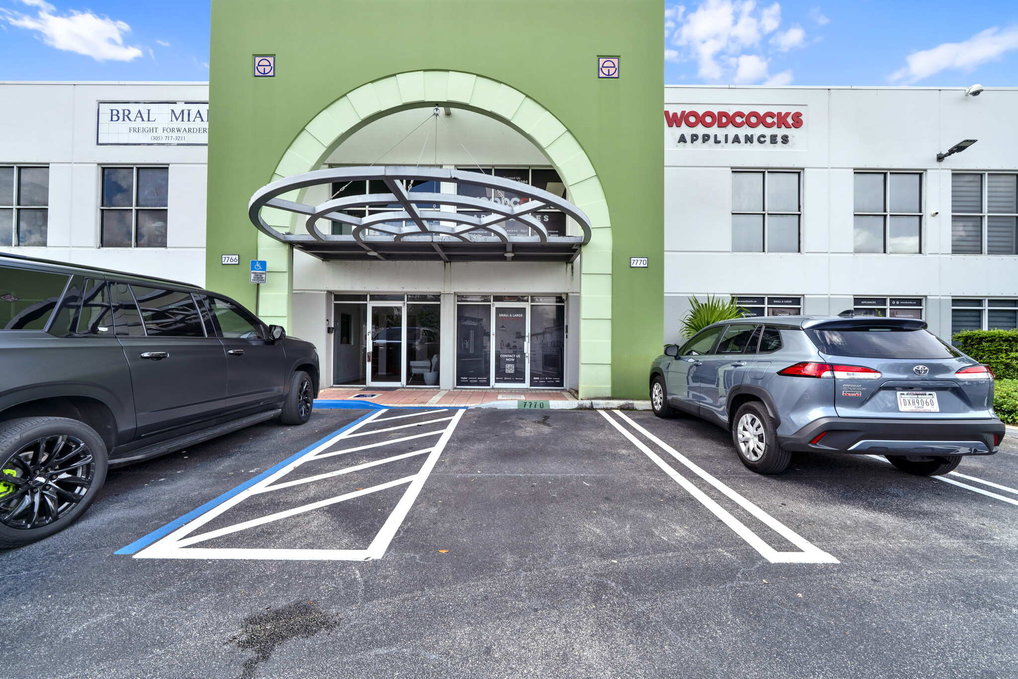 7770 NW 46th St, Doral, FL for Rent