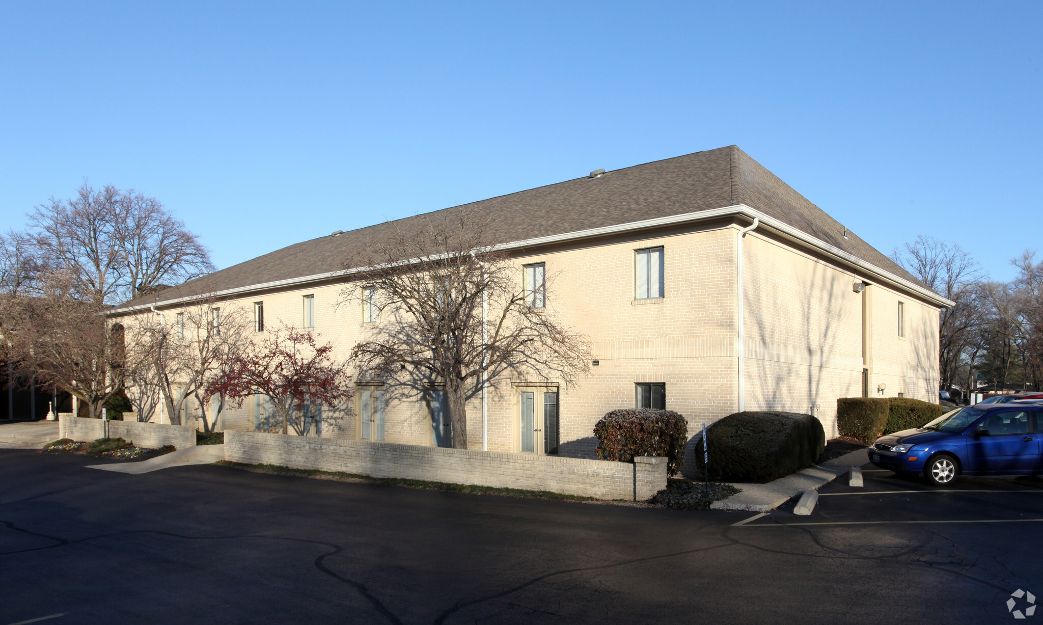 3040 Riverside Dr, Upper Arlington, OH for Rent