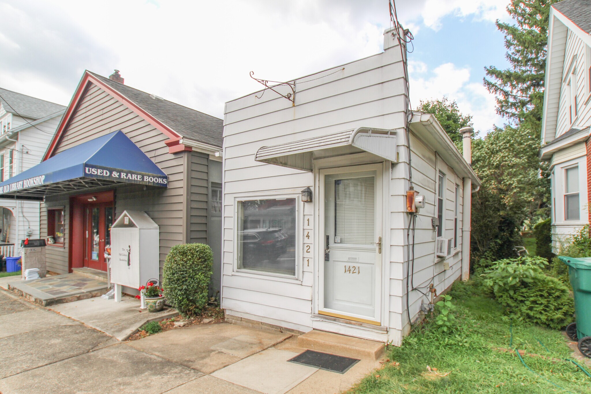1421 Center St, Bethlehem, PA for Rent