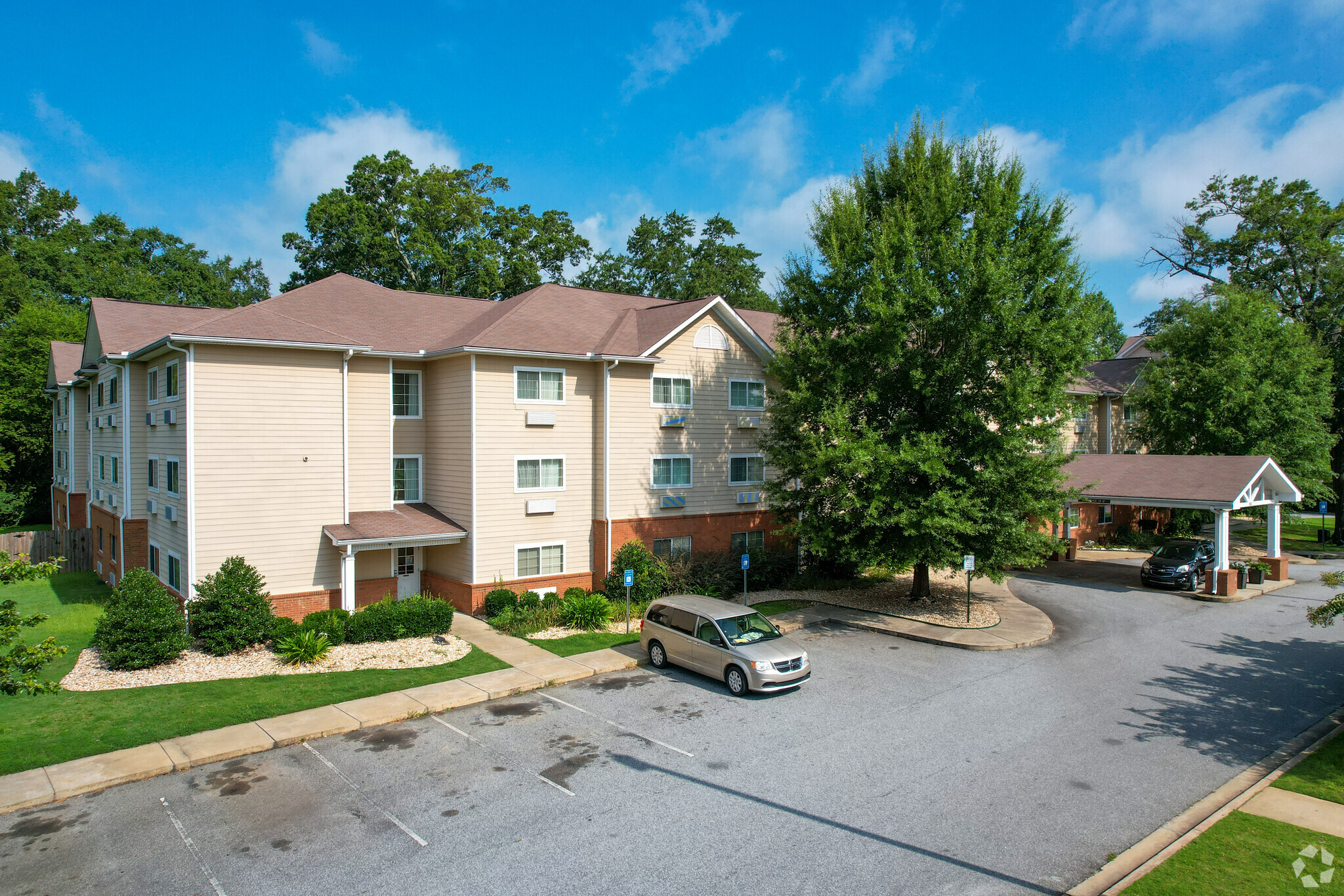 3662 Victory Dr, Columbus, GA for Sale