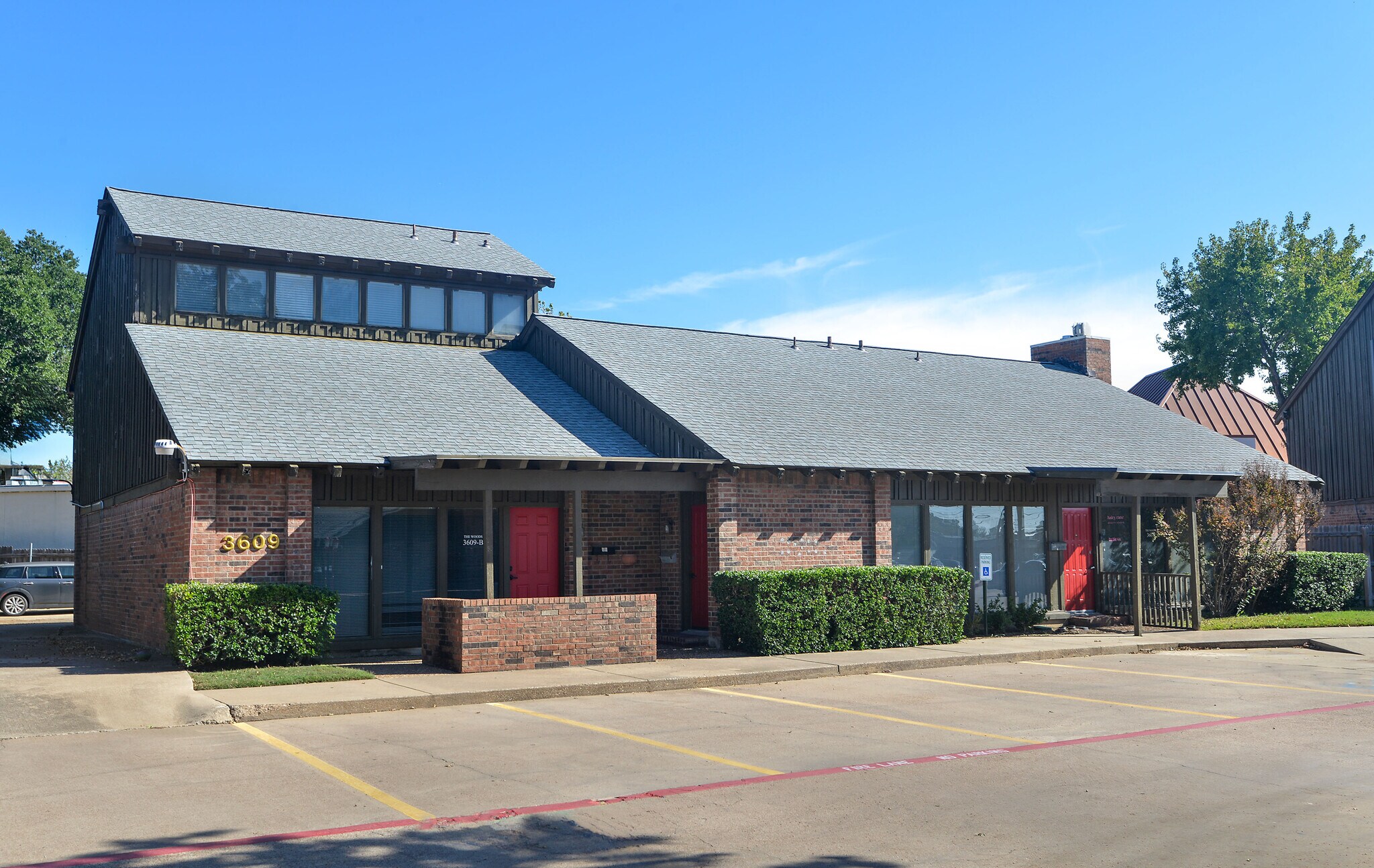 3603-3617 W Pioneer Pky, Arlington, TX for Rent
