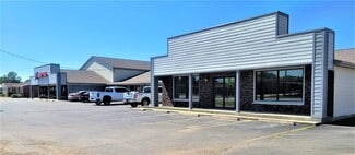 Taylorville, IL Office/Retail - 906 W Springfield Rd