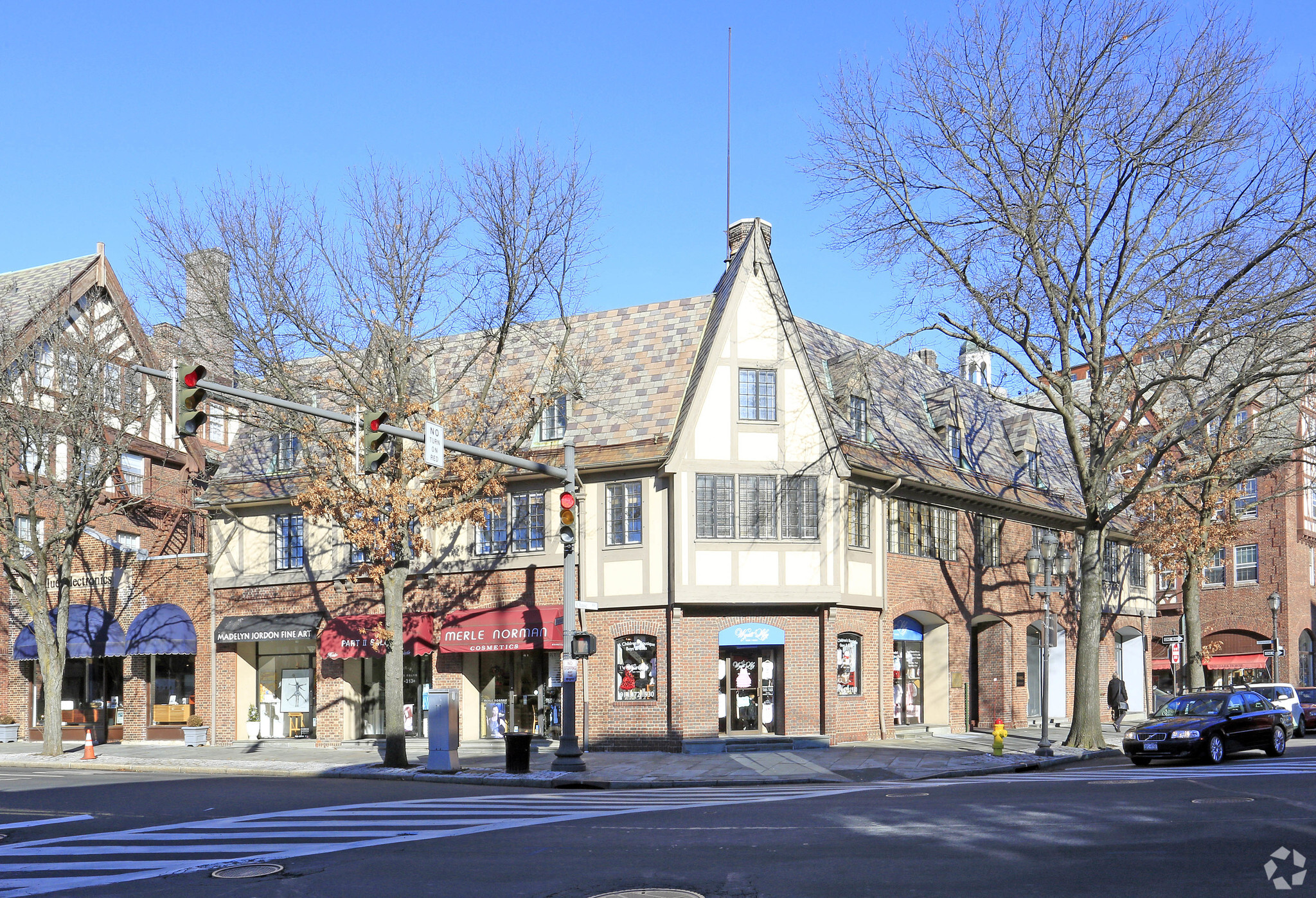 1 Chase Rd, Scarsdale, NY for Rent