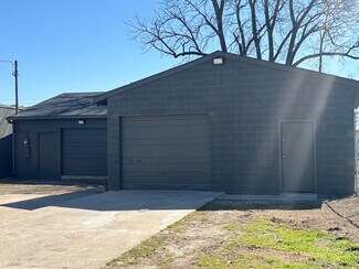 Dallas, TX Flex - 2702 Manor Way