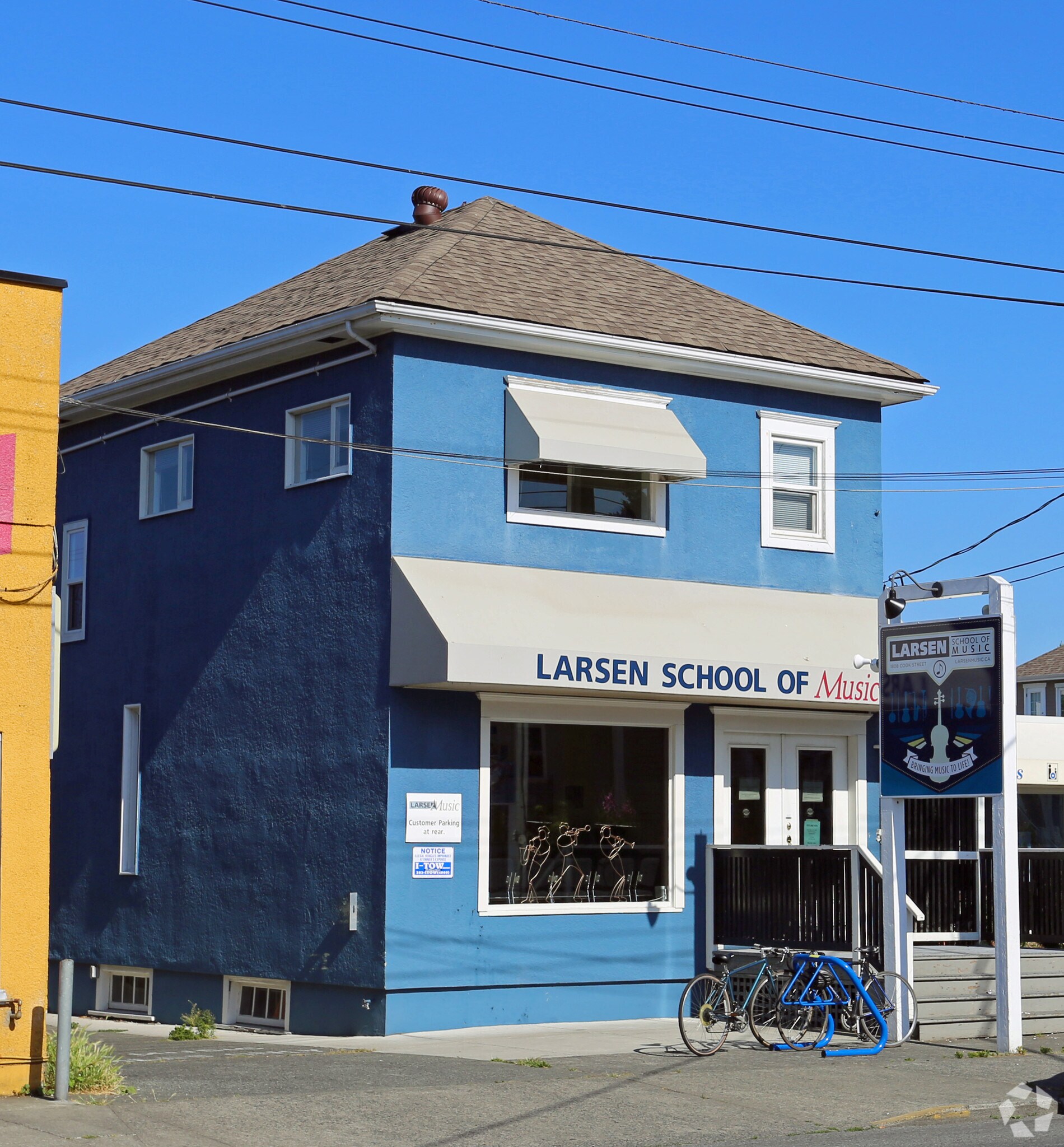 1808 Cook St, Victoria, BC for Sale