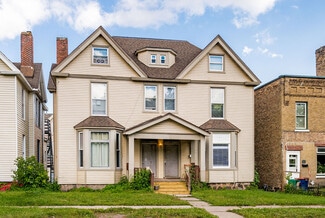 Duluth, MN Apartments - 1426-1428 E 1st St