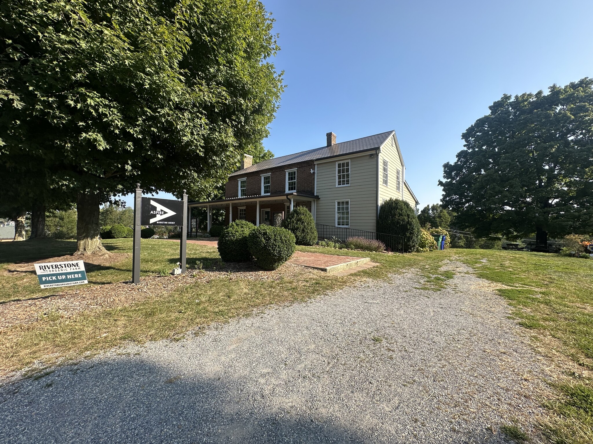 300 Pepper St S, Christiansburg, VA for Rent