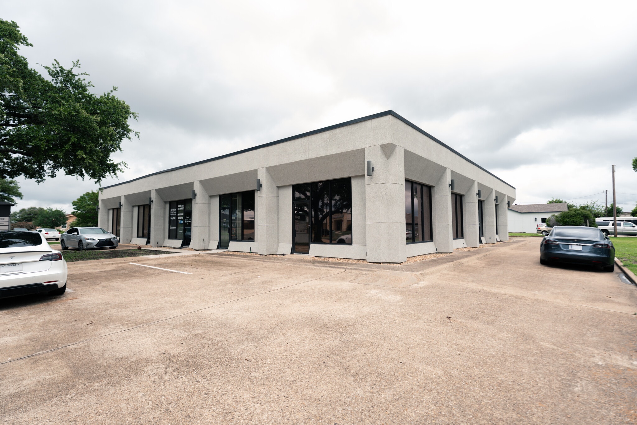 1008 Stonewall Dr, Garland, TX for Sale
