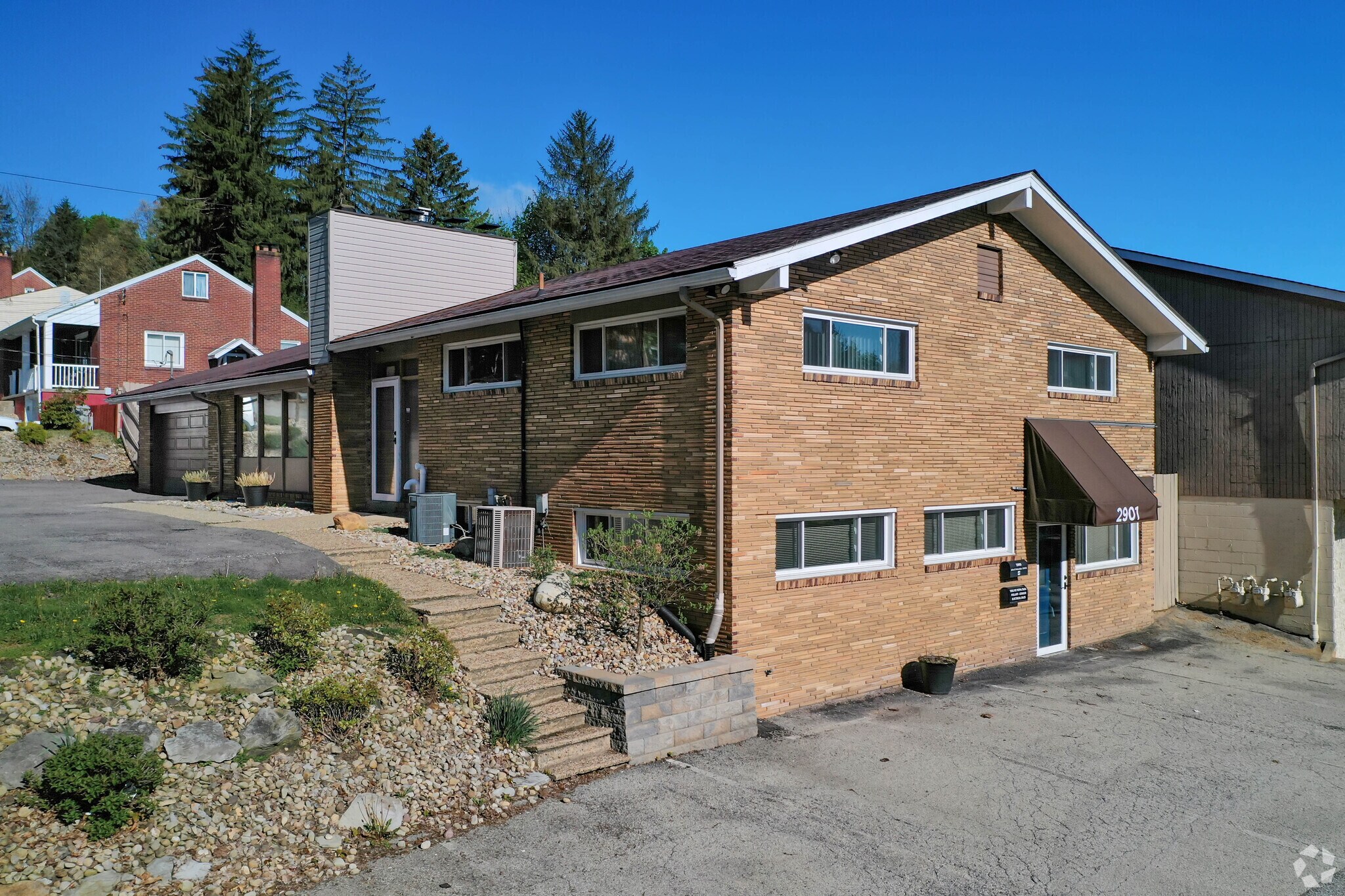 2901 Mt Royal Blvd, Glenshaw, PA for Rent