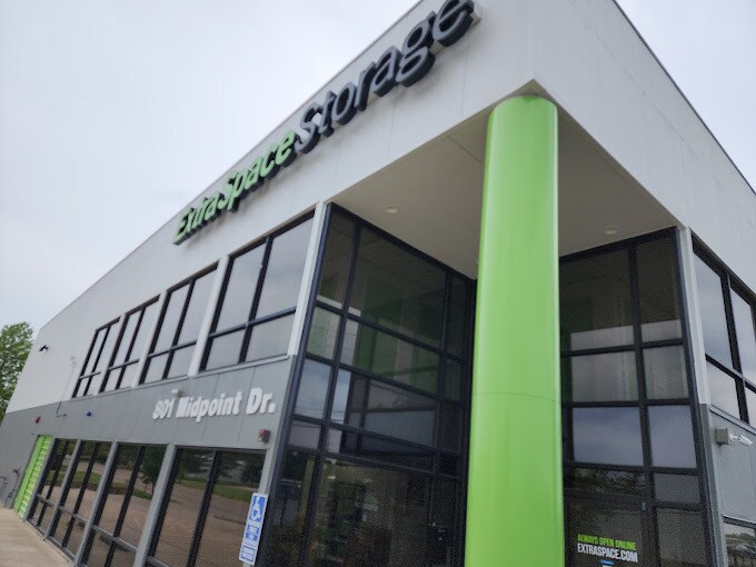 801 Midpoint Dr, O'Fallon, MO for Rent