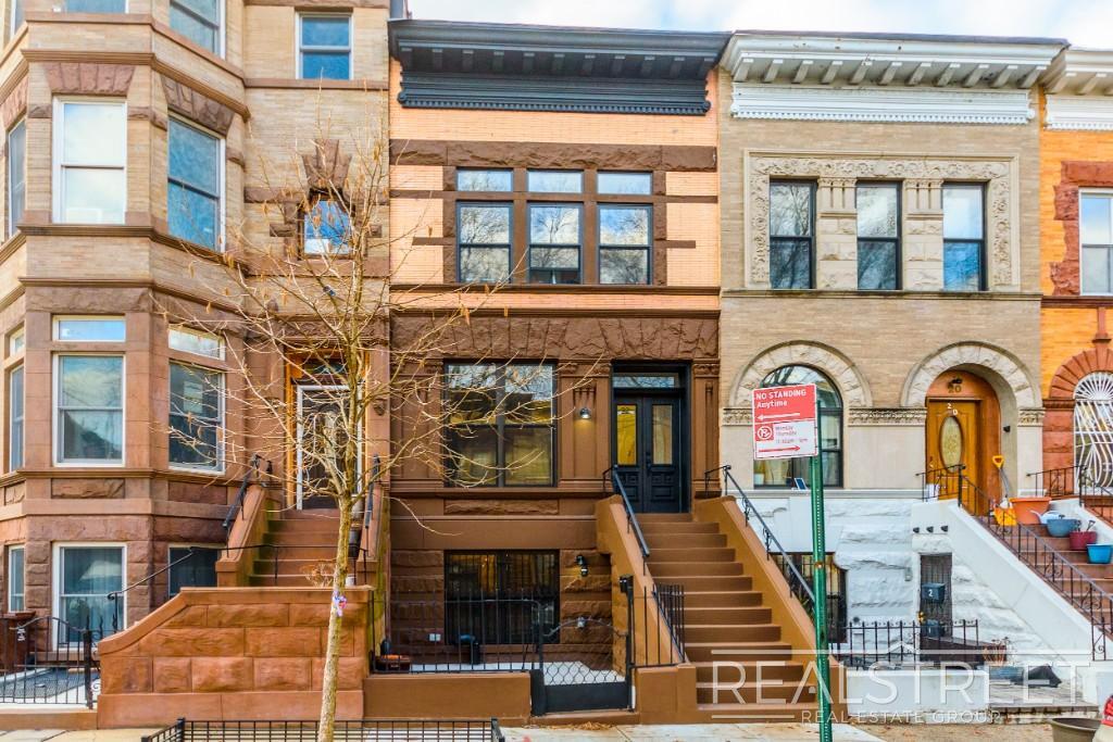 22 Revere Pl, Brooklyn, NY for Sale