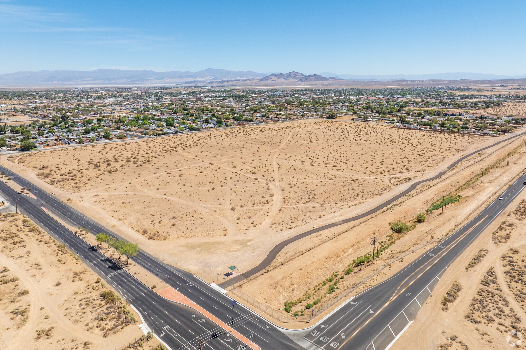 South Downs Street @ W. Rader, Ridgecrest, CA for Sale