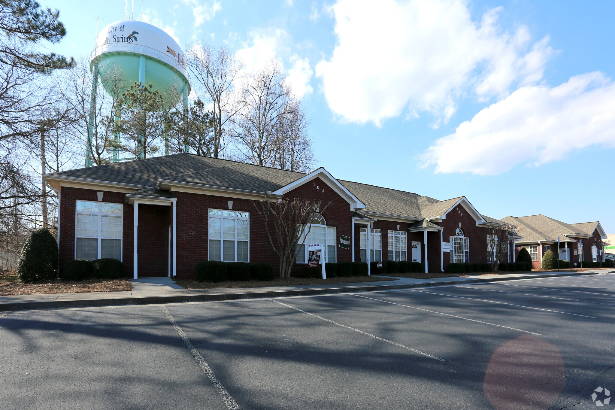 103 Mountain Brook Dr Canton, GA 30115 Coworking Space on