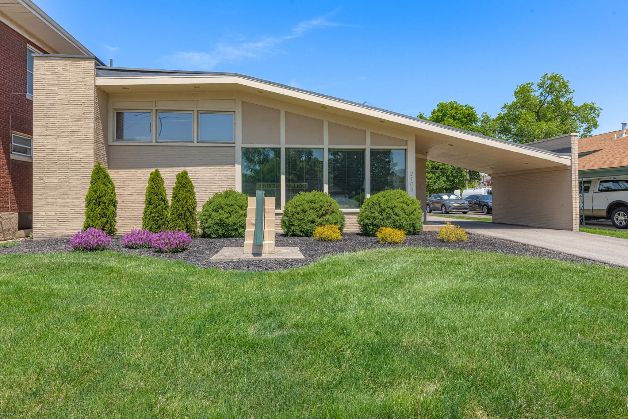 2105 Central Ave, Middletown, OH for Sale