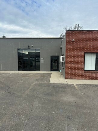 Columbus, OH Office/Retail, Flex - 627-655 N Cassady Ave Columbus, OH Office/Retail, Flex - 627-655 N Cassady Ave