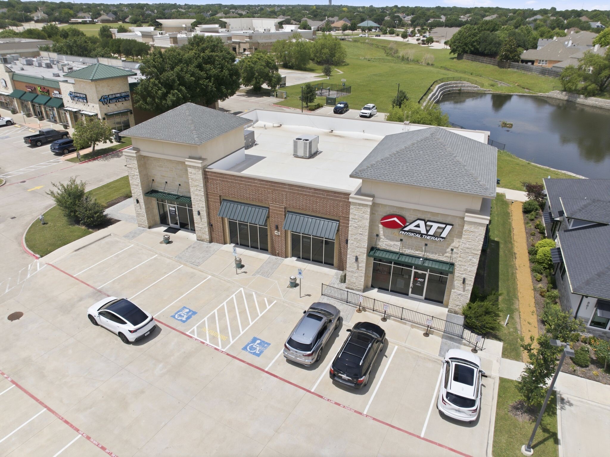 861 N Tarrant Pky, Keller, TX for Rent