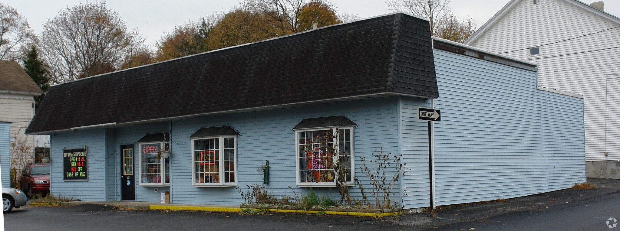 52 E Main St, Johnstown, NY for Sale