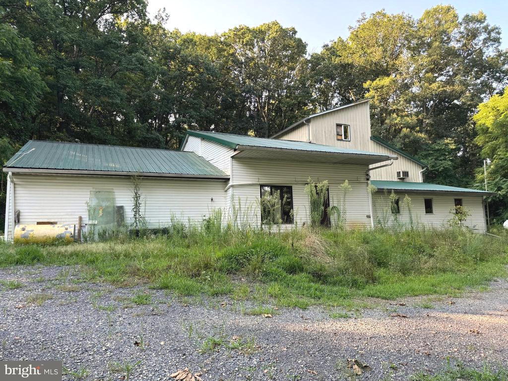 2325 York Rd, Gettysburg, PA for Sale