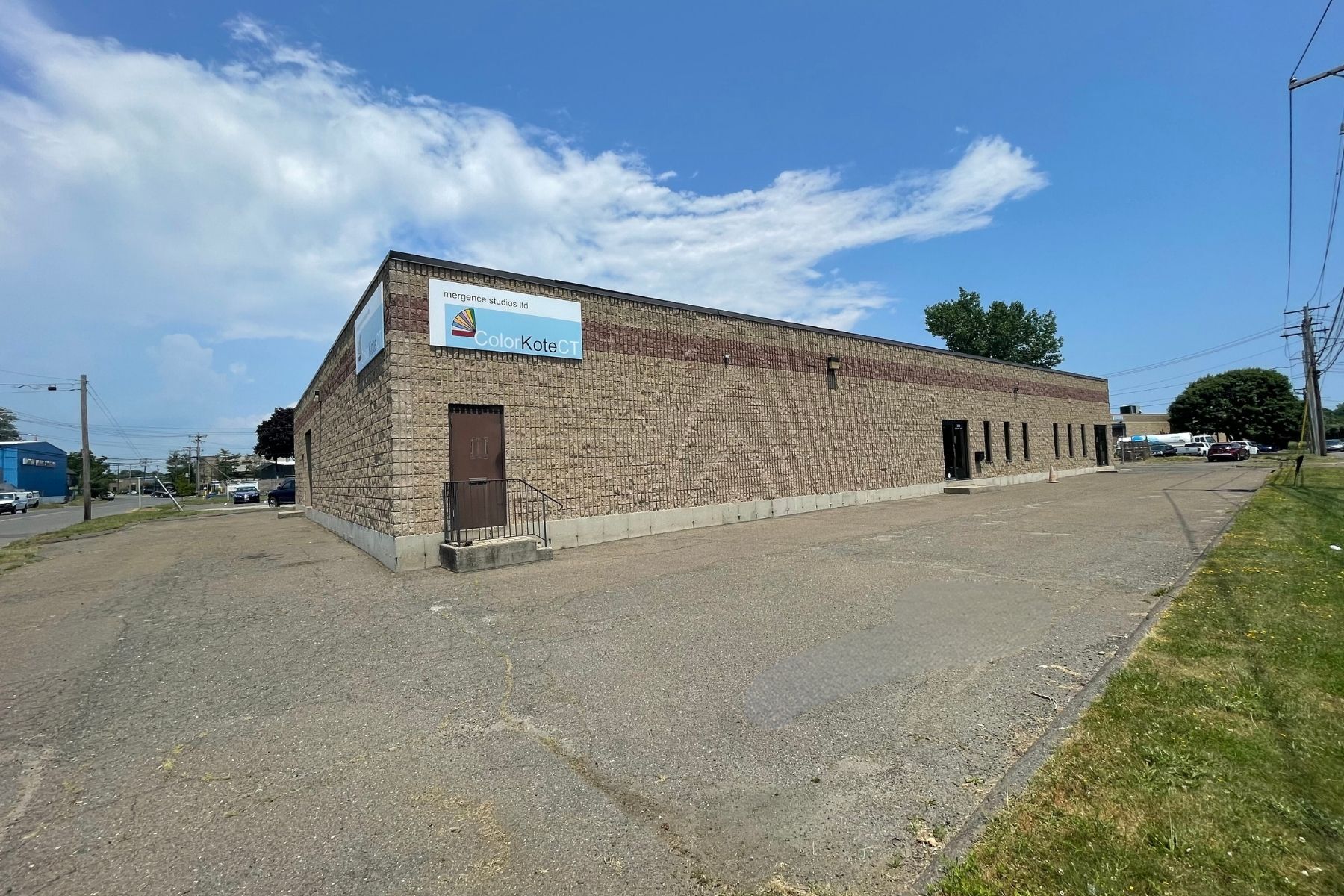 300 Hathaway Dr Stratford, CT 06615 Industrial Property for Lease on