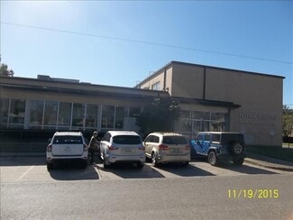 Carthage, TX Office/Retail - 109 W Wellington St